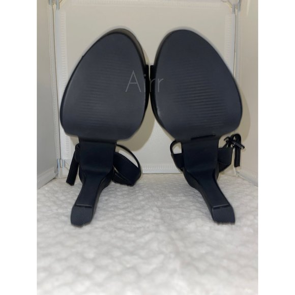 SheIn - Picture 6 of 6